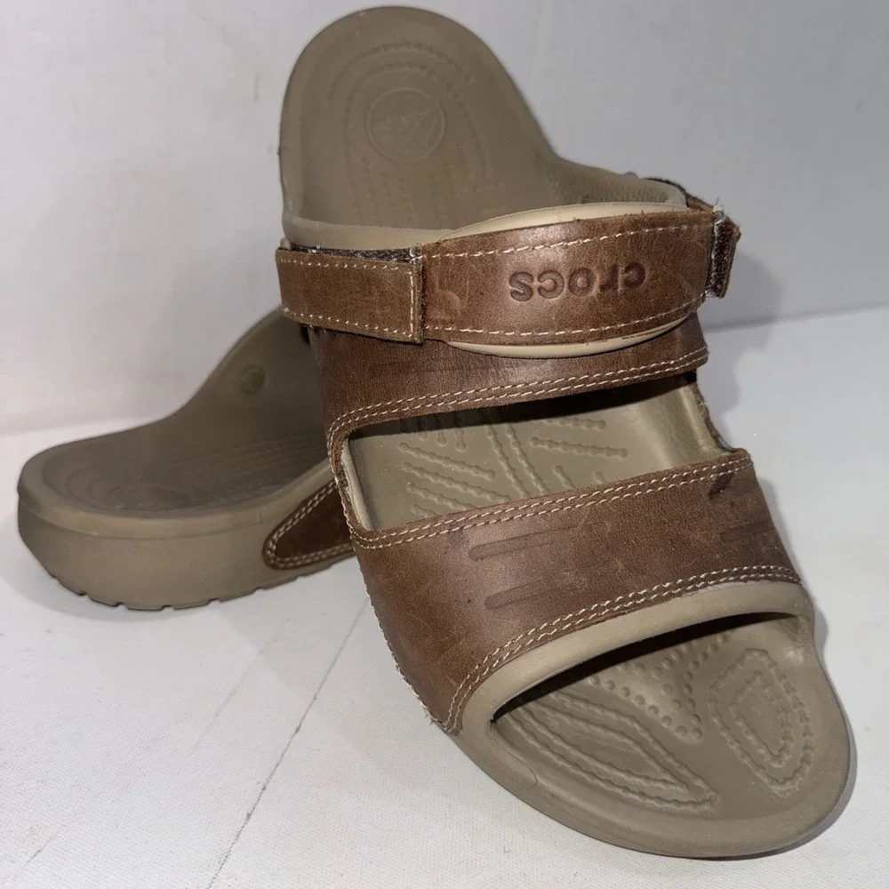 Crocs Yukon Brown Leather Two-Strap Outdoor Gorpcore Fisherman Sandals Size 13